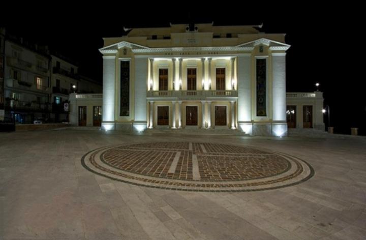 Abruzzo Holiday Ortona Buitenkant foto