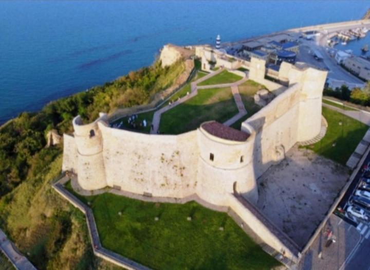 Abruzzo Holiday Ortona Buitenkant foto